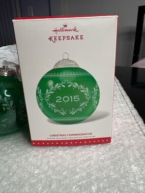 Hallmark Keepsake "Christmas 2015 Commemorative" ornament